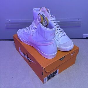Nike Blazer Mid 77 Vintage High Top Sneakers